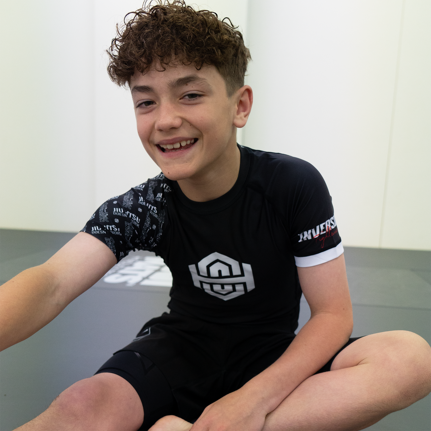 Kids BJJ Rash guard - JJDW Black 24'