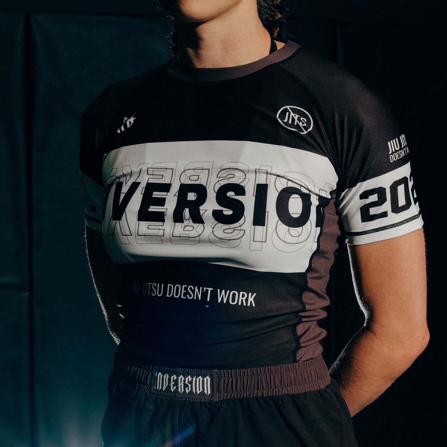 JJDW V2 BJJ Rash Guard - BLACK