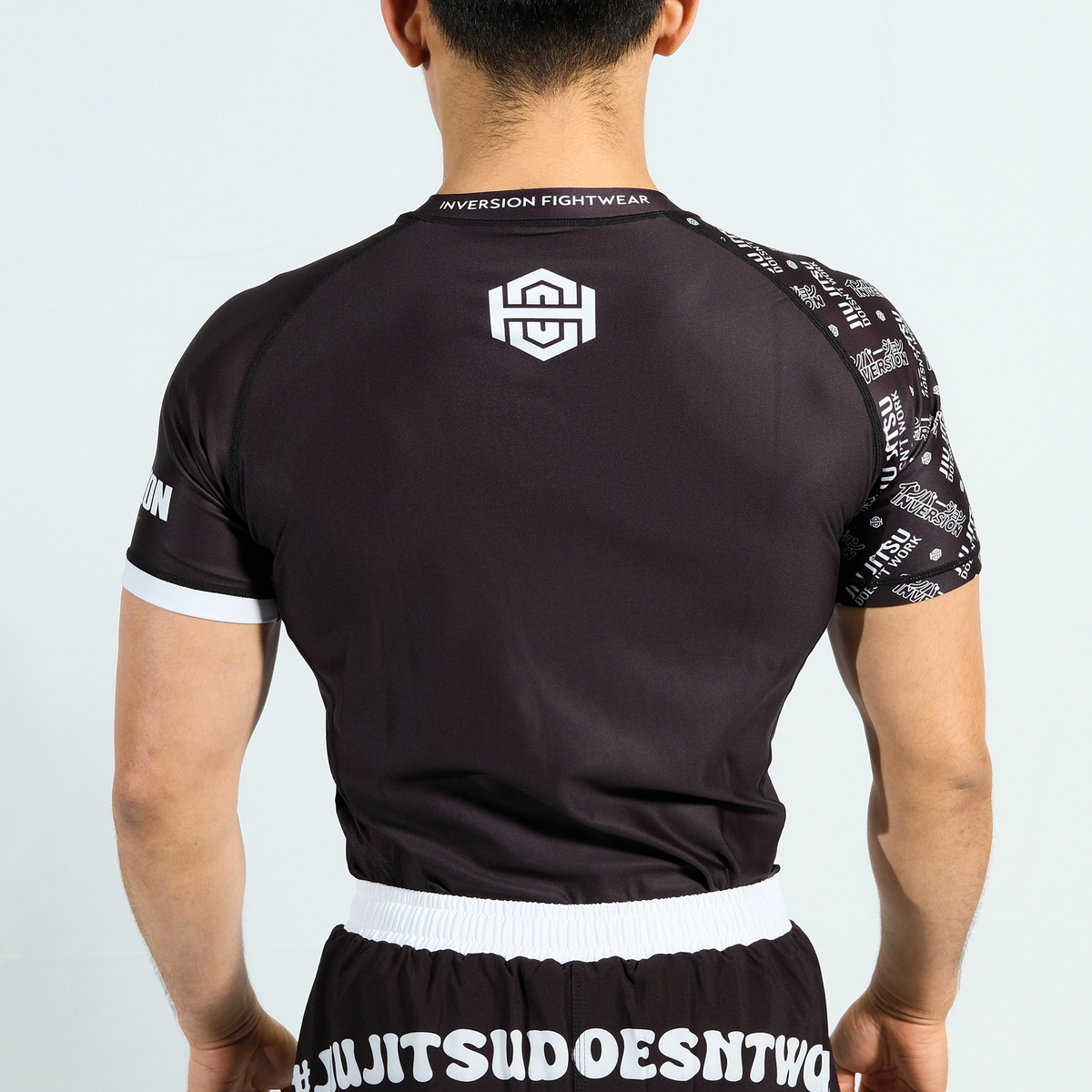 JJDW BLACK SERIES - COMPETITION BJJ RASH GUARD - BLACK