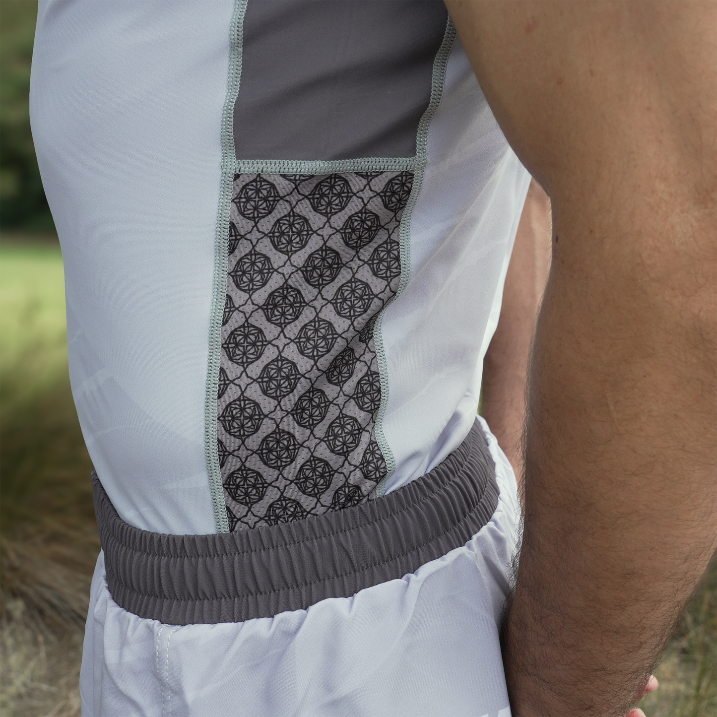 ONI - BJJ Rash guard 25'