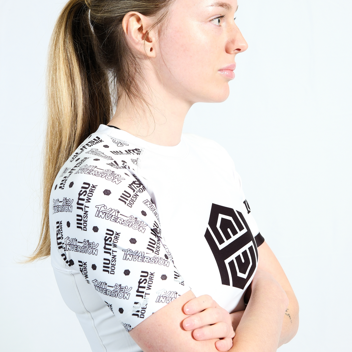 JJDW WHITE SERIES - COMPETITION BJJ RASH GUARD - WHITE